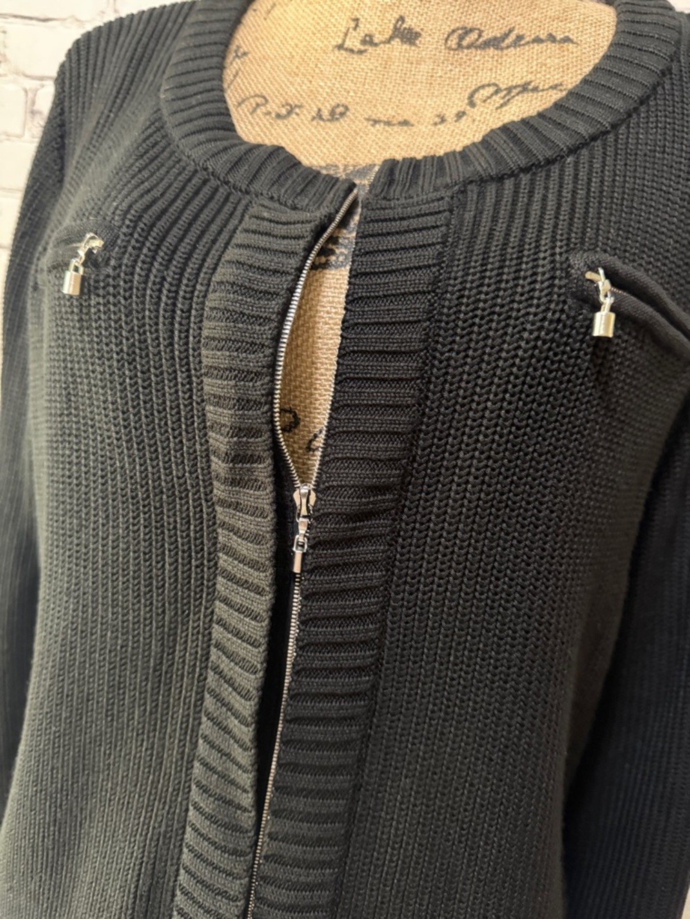 NWOT So Ca St John Classic Zip-Front Women's Sweater Cardigan w/Pockets - Picture 3 of 7